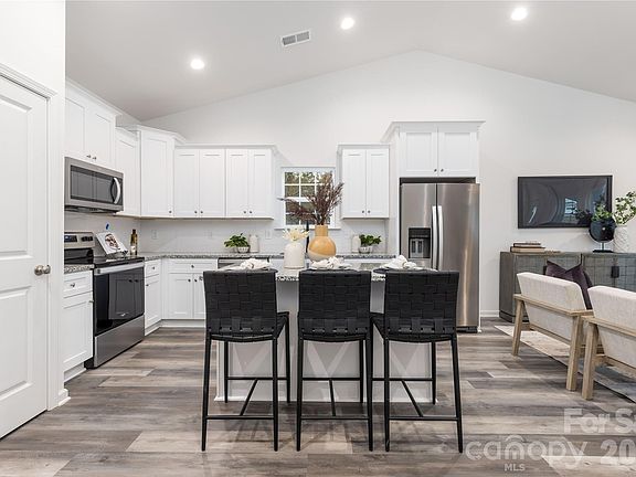 2nd image of 5303 Grand Canyon Rd NW