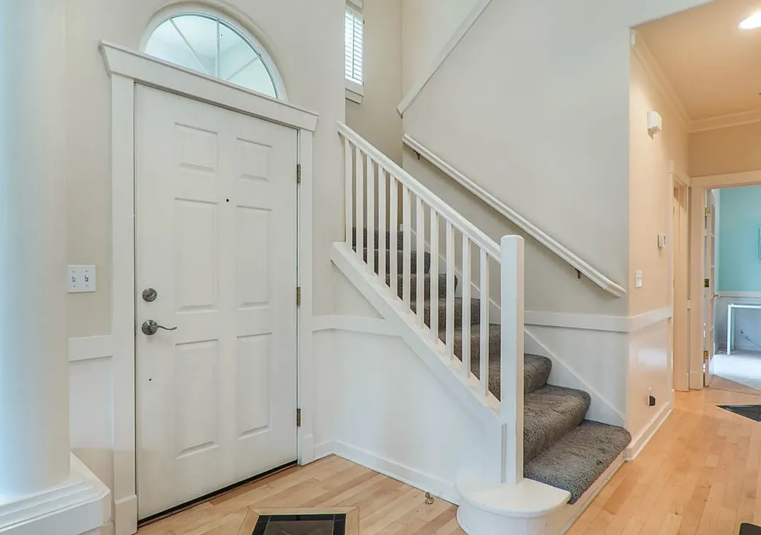 Incredible 4 Bed 2.5 Bath Issaquah Highlands Rental Home! — Photo 2