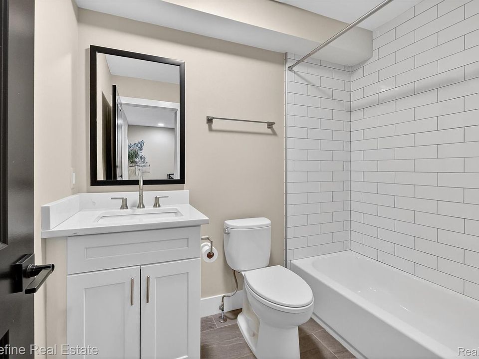 722 E Parent Ave, photo 26