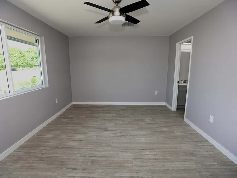 10631 W Salem Dr — Photo 23