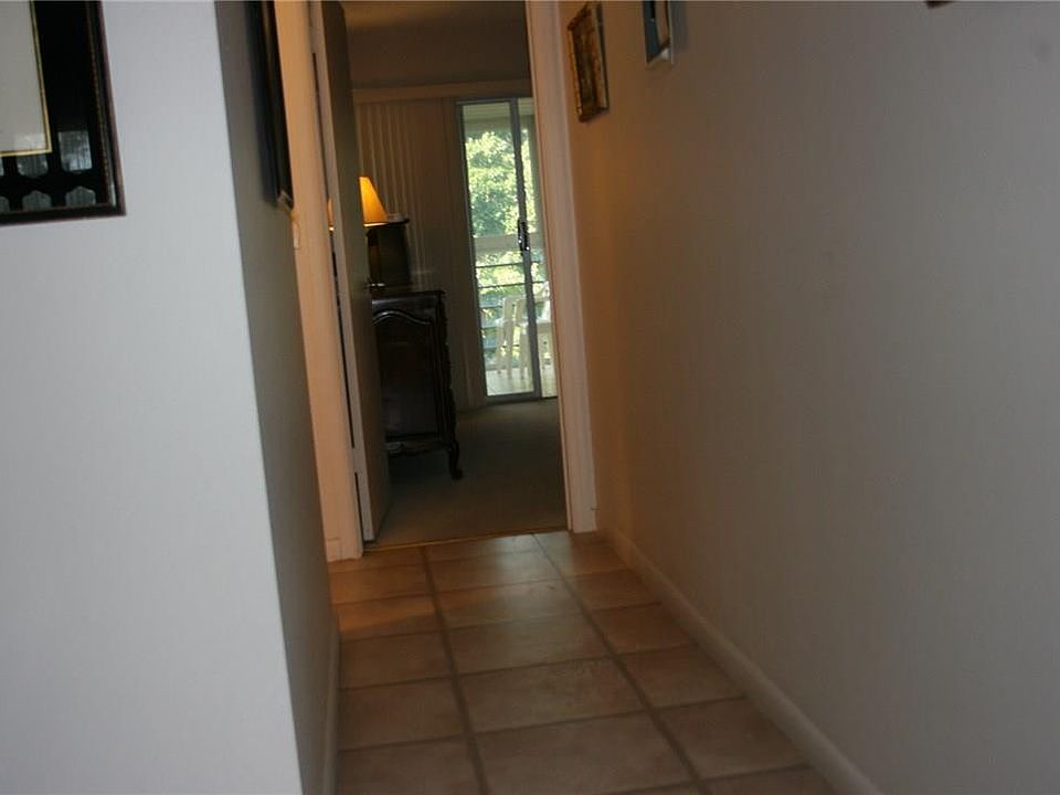 1st image of 4033 Oakridge D #4033