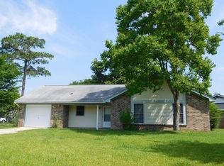 410 Longleaf Rd, Summerville, SC 29486