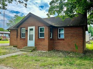 508 W 1st St, Milford, IN 46542