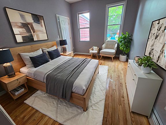 3rd image of 31-32 47th St #1R