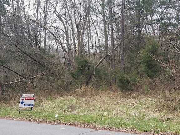 5th image of Brookfield Dr