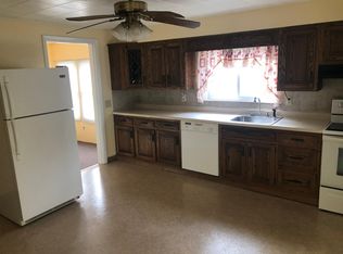100 Pine St, Russellton, PA 15076