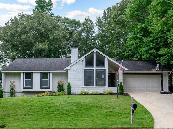 2917 Coatbridge Ln, Birmingham, AL 35242