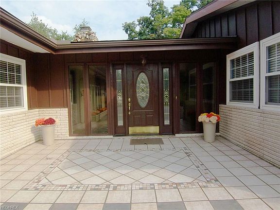 Front door entry to the home is very impressive.