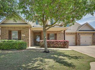 1127 Clairemont Ln, Burleson, TX 76028
