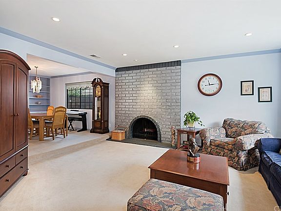 3rd image of 2303 W 239th St