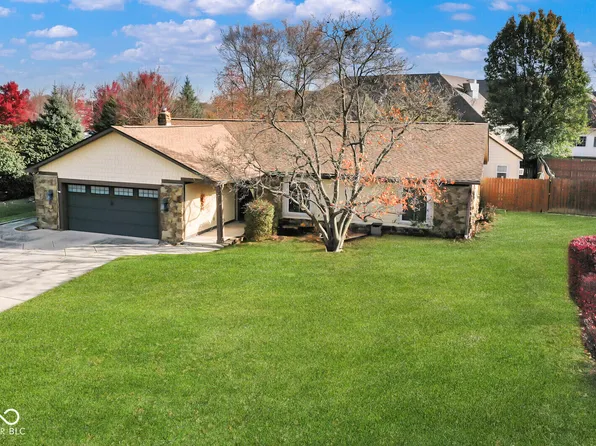 1181 Cambridge Dr, Greenwood, IN 46142