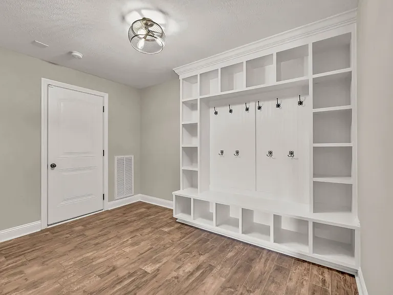 213 John Duke Tyler Blvd — Photo 29