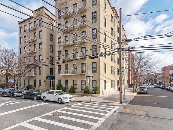 3rd image of 39-75 56th St #2G