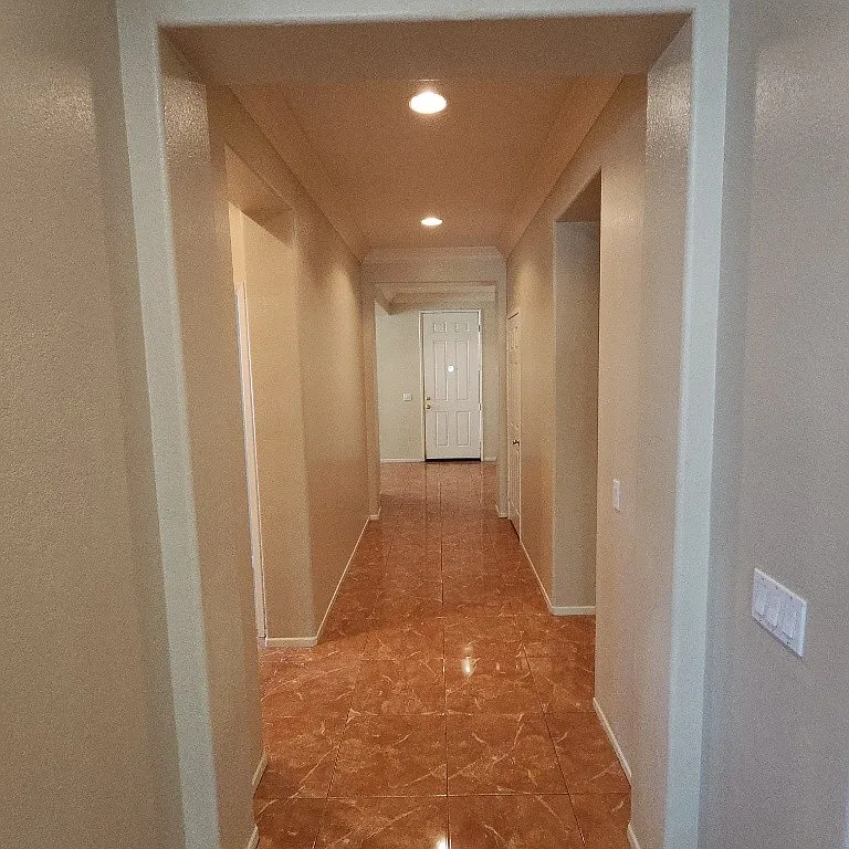 LCL Rental: Beautiful Spacious Single-Story Home — Photo 3