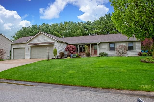 1st image of 59696 Bluebird Ct