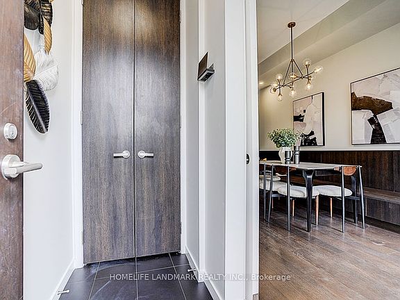 2nd image of 295 Roxton Rd