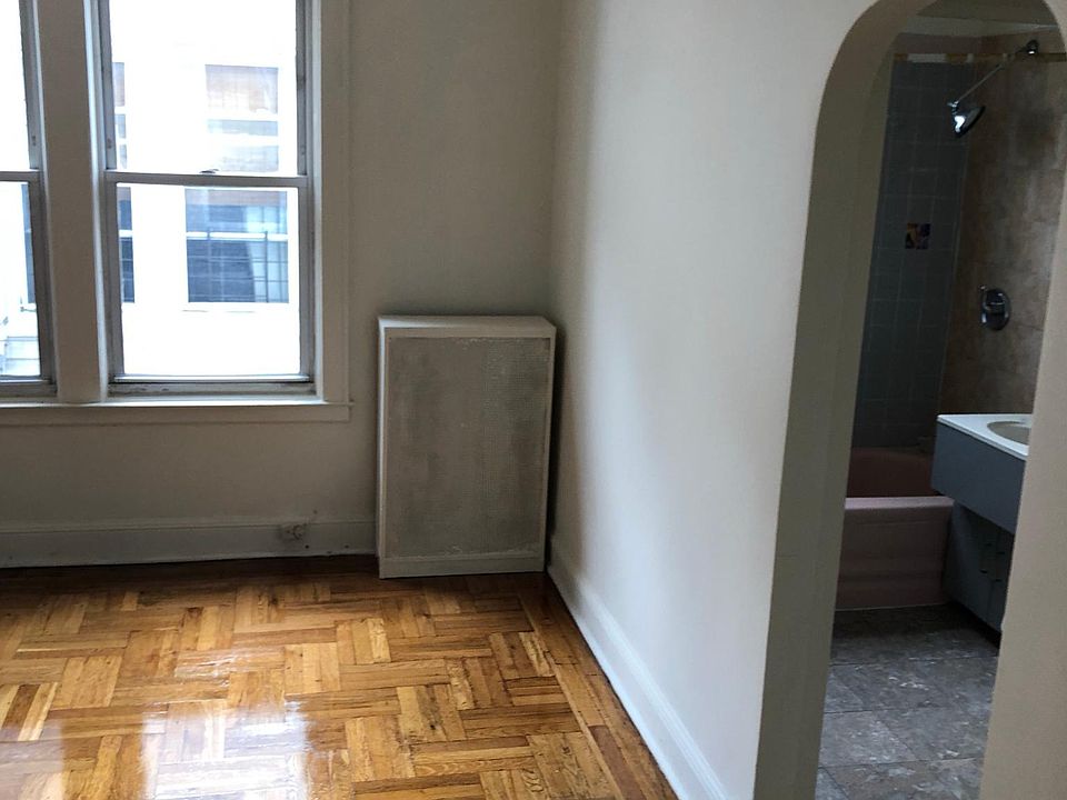 1st image of 710 Revere Ave #2