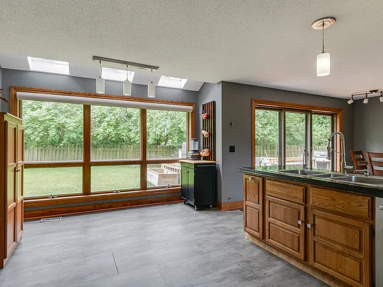381 Timber Dr — Photo 22