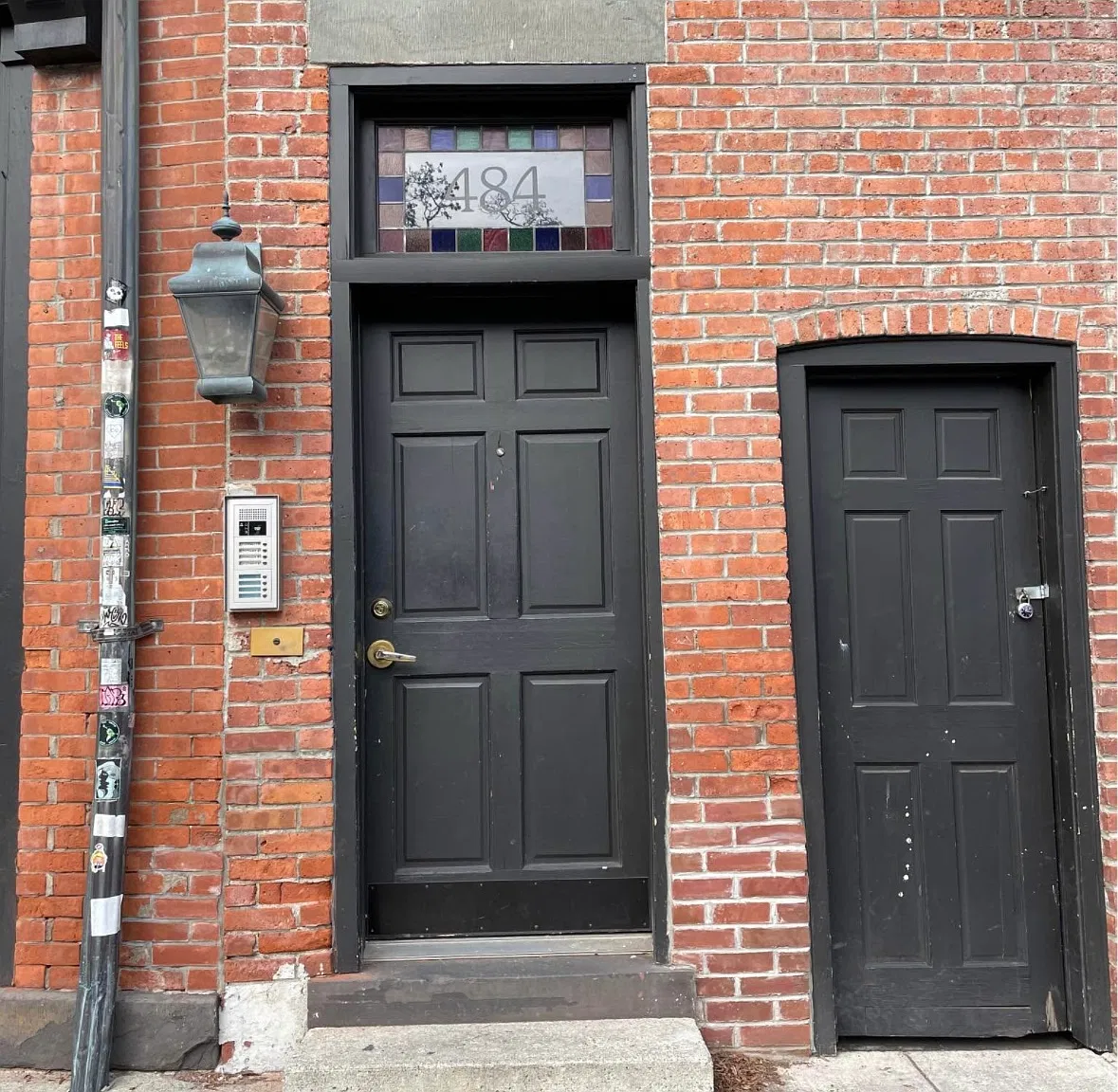 2 bed, 700 sqft, $2,275 — Photo 1