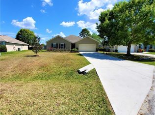 36313 Grand Island Oaks Cir, Grand Island, FL 32735
