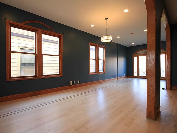 5th image of 2731 N Campbell Ave #2