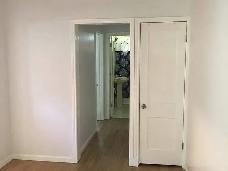829 N Crawford St #829 — Photo 3