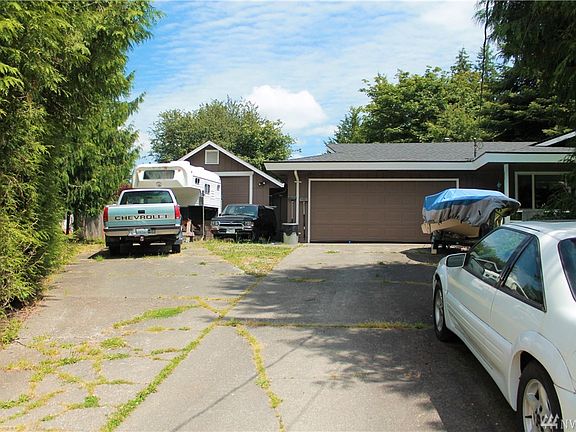 2nd image of 13523 105th Ave E