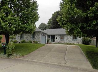 1251 Chateaugay Ln, Indianapolis, IN