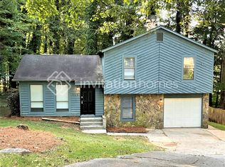 3168 Meadow Wood Ct, Lawrenceville, GA 30044