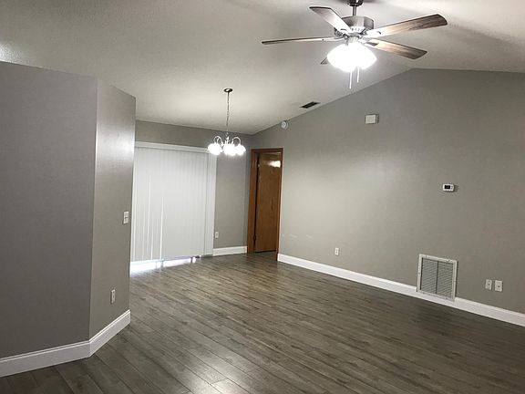 4th image of 2641 Providence Blvd