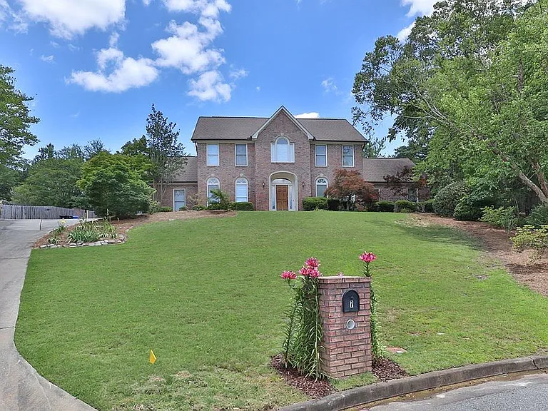 7 Bridgecreek Ct — Photo 2