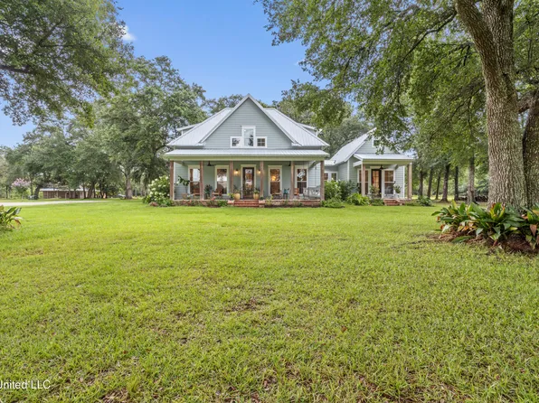 10000 Cherokee Rose Rd, Vancleave, MS 39565