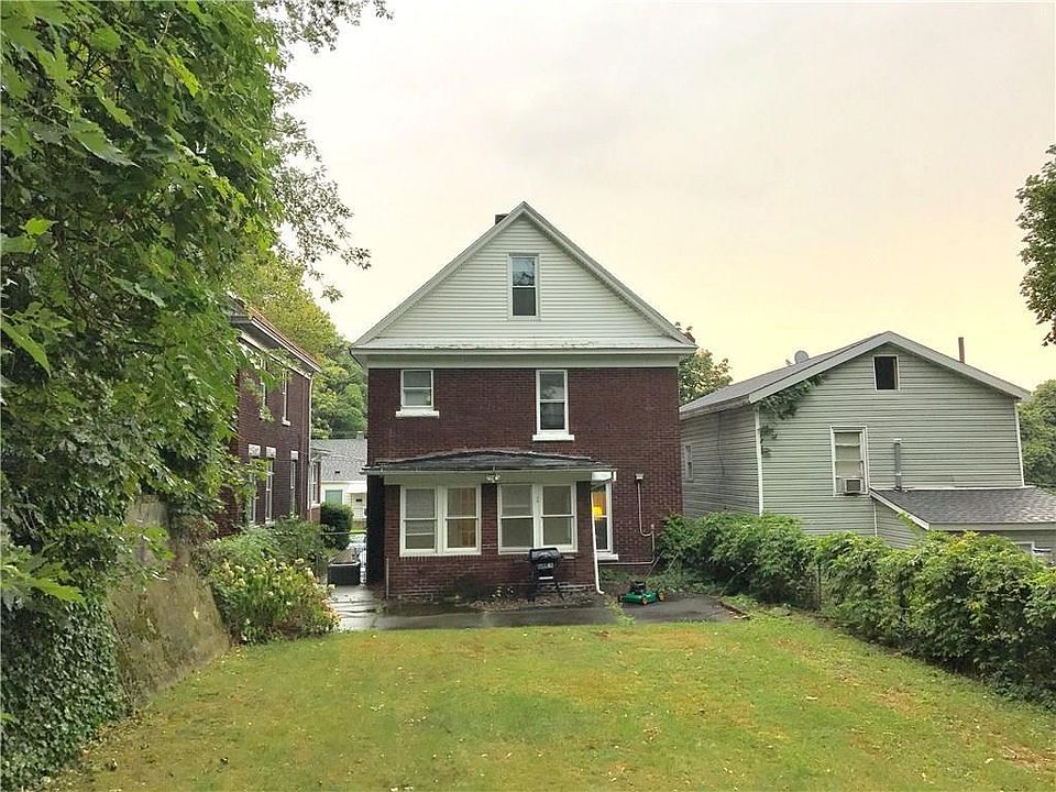 2nd image of 2517 Poplar St