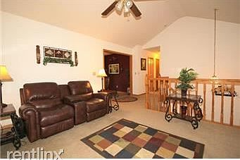 38. Livingroom 2
