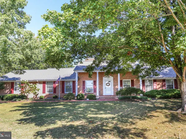7213 Chancellor Rd, Fredericksburg, VA 22407