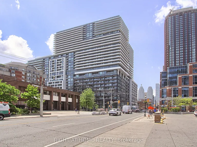 70 Princess St #312B — Photo 2