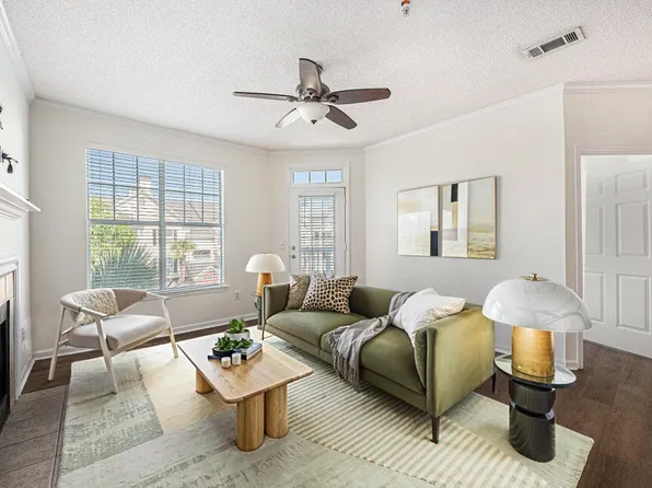 45 Sycamore Ave APT 535, Charleston, SC 29407