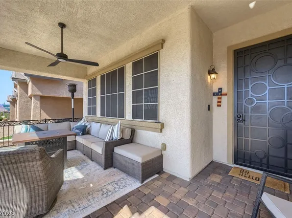 718 Purple Knoll Walk, Henderson, NV 89011