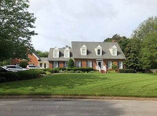 809 Greentree Arch, Virginia Beach, VA 23451