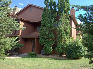 110 Burwash Ave APT A, Savoy, IL 61874