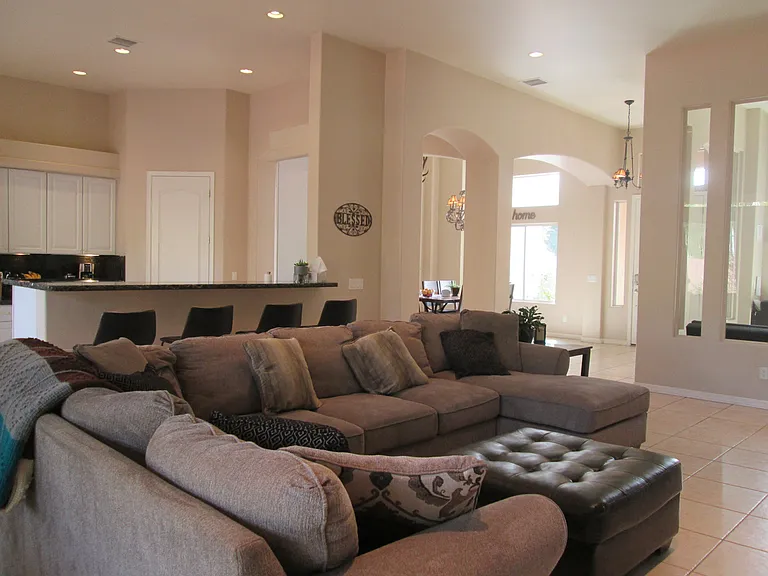 5745 E Sunset Point Dr — Photo 6