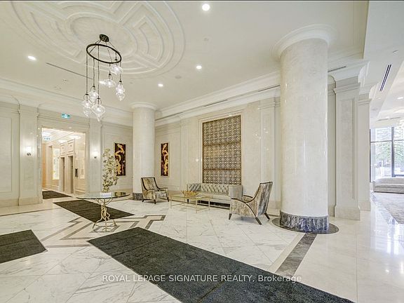 4th image of 36 Elm Dr W #1701
