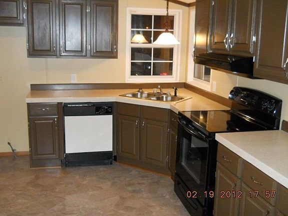 2nd image of 305 Buck Ln