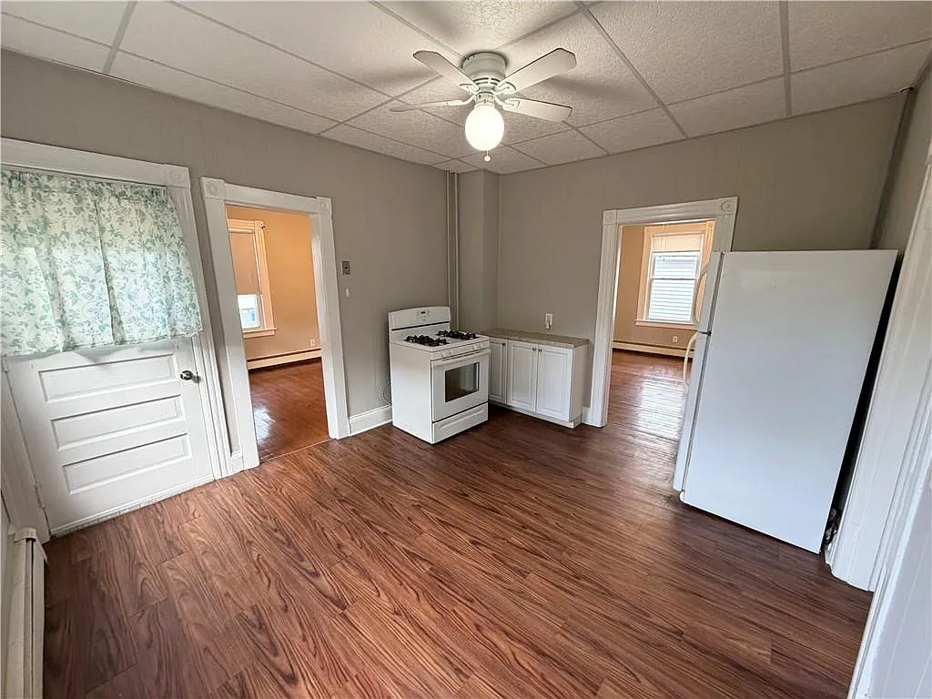 1 bed, 1.0 bath, 664 sqft, $1,500 — Photo 2