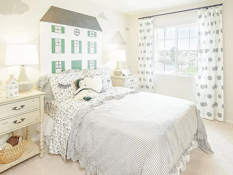 24289 Bay Laurel Ave — Photo 5