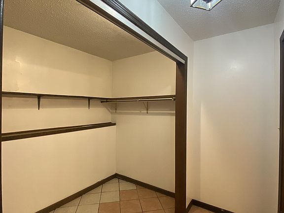 2nd image of 425 W Lawrence Ave #10935249