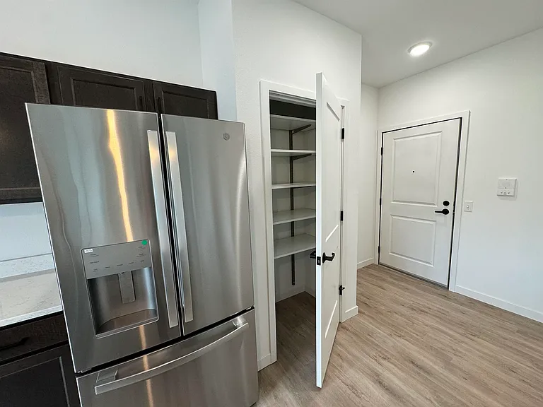 5411 Bashford St #203 — Photo 9