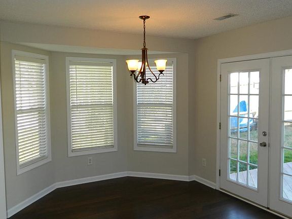 5th image of 7615 Prairie Rose Ln