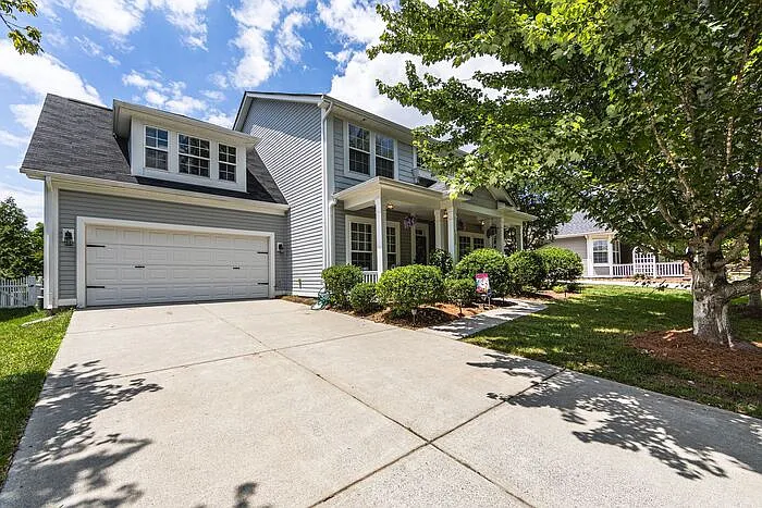 1008 Millbank Dr — Photo 3