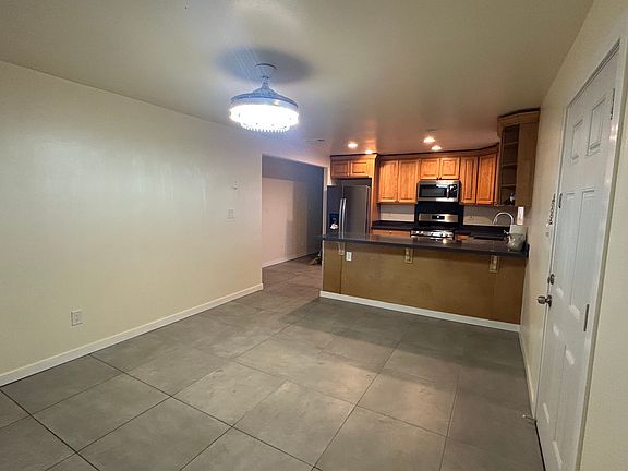 5th image of 2 Donaldson Way #1
